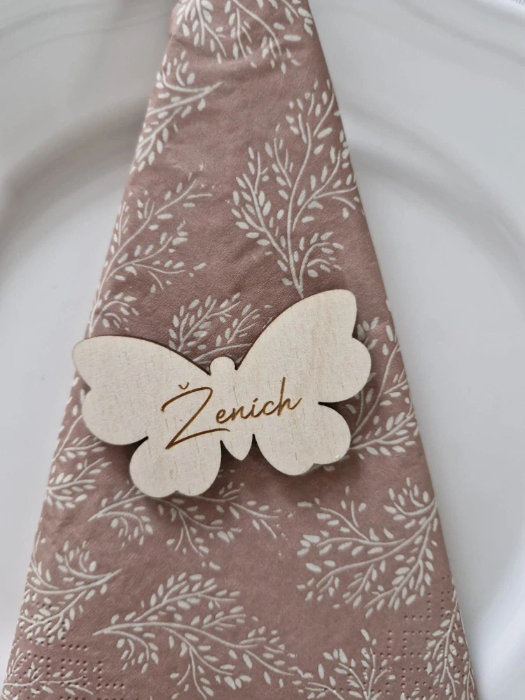 Svatební cedulka se jménem - Motýl